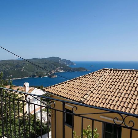 Family House In Lakones Villa Paleokastritsa Exteriör bild