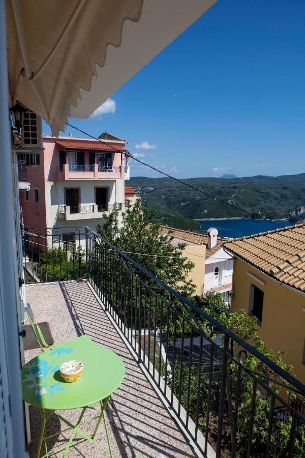 Family House In Lakones Villa Paleokastritsa Exteriör bild